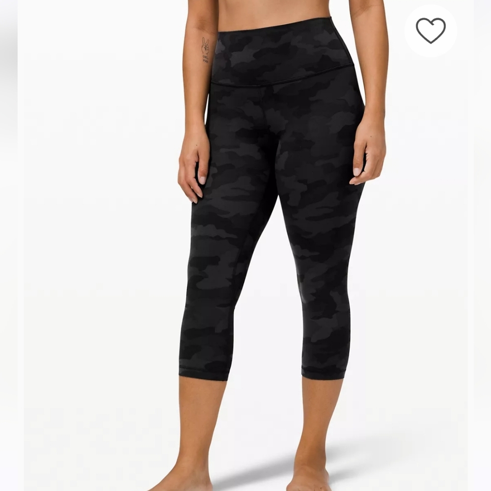 lululemon Align™ High-Rise Crop 21"Buttery-soft, size 4, black/ grey camo